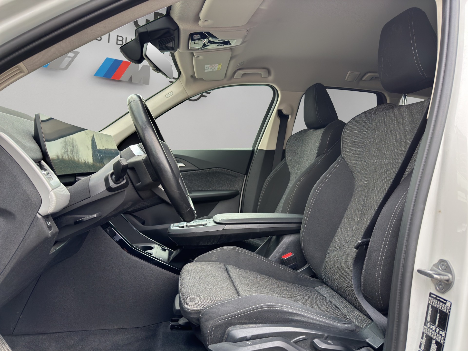 BMW X1 xDrive 20d 48V-image-9