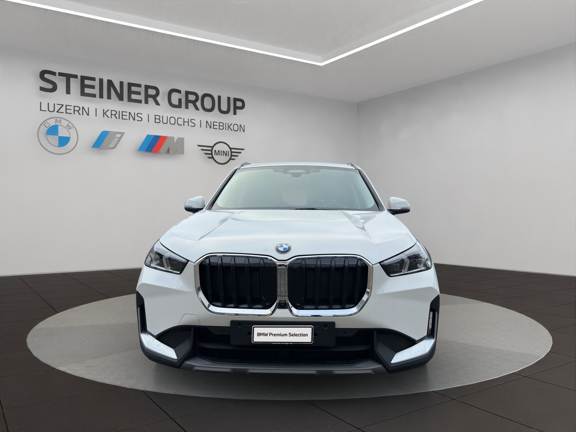 BMW X1 xDrive 20d 48V-image-1