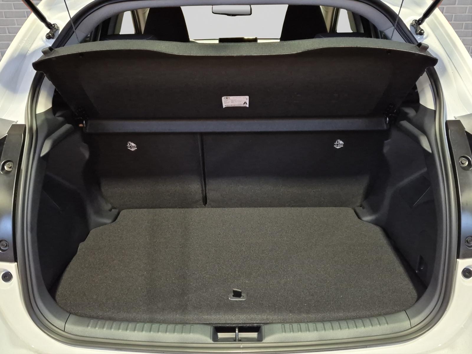 TOYOTA Yaris 1.5 VVT-i HSD Trend-image-10
