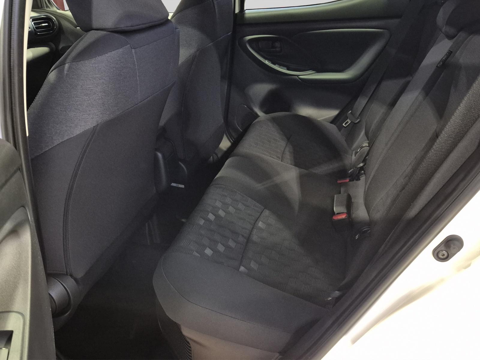 TOYOTA Yaris 1.5 VVT-i HSD Trend-image-8