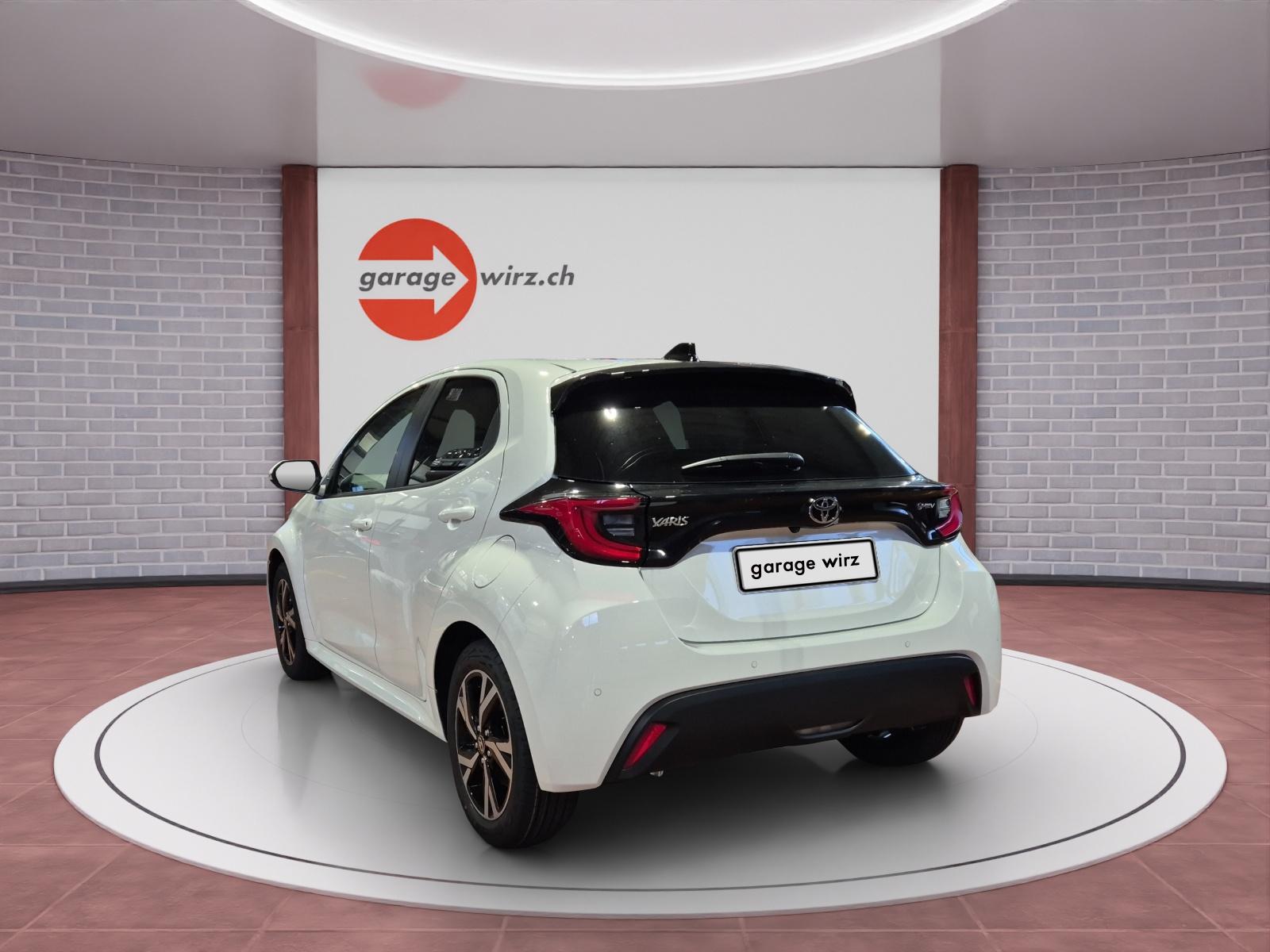 TOYOTA Yaris 1.5 VVT-i HSD Trend-image-2