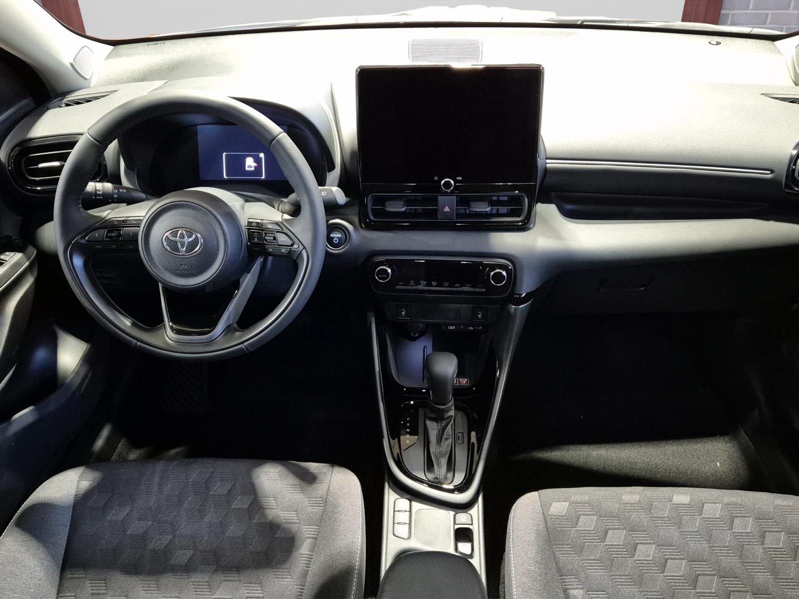 TOYOTA Yaris 1.5 VVT-i HSD Trend-image-6
