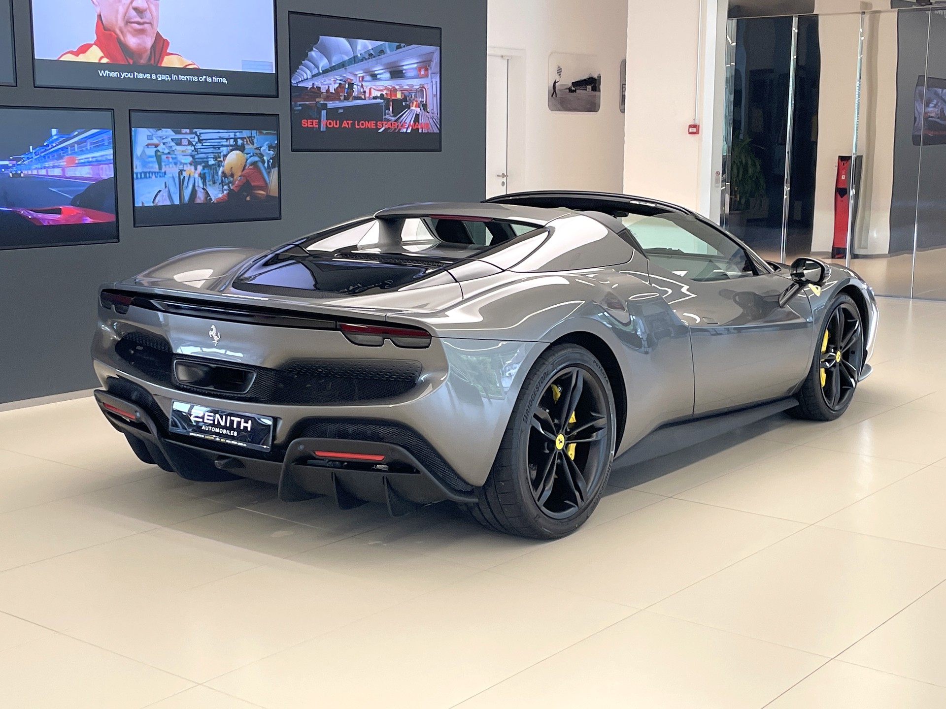 FERRARI 296 GTS-image-4