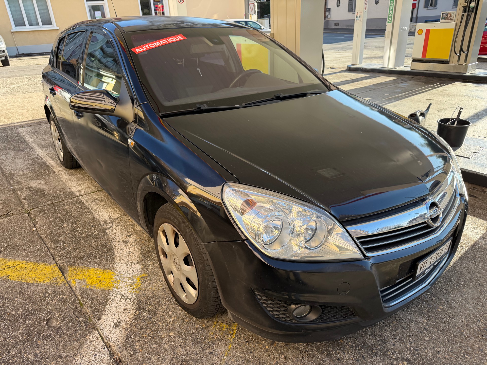 OPEL Astra 1.8i 16V Diamond Automatic-image-1