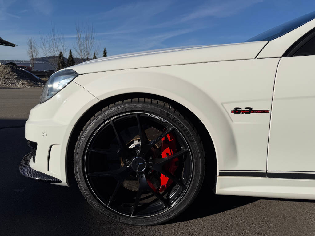 MERCEDES-BENZ C 63 V8 AMG Coupé - 507 Edition-image-31