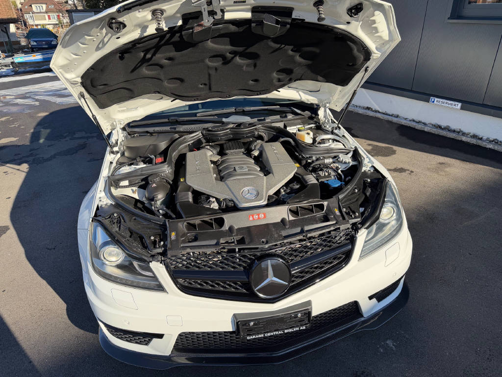 MERCEDES-BENZ C 63 V8 AMG Coupé - 507 Edition-image-10