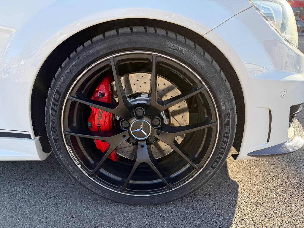 MERCEDES-BENZ C 63 V8 AMG Coupé - 507 Edition-image-7