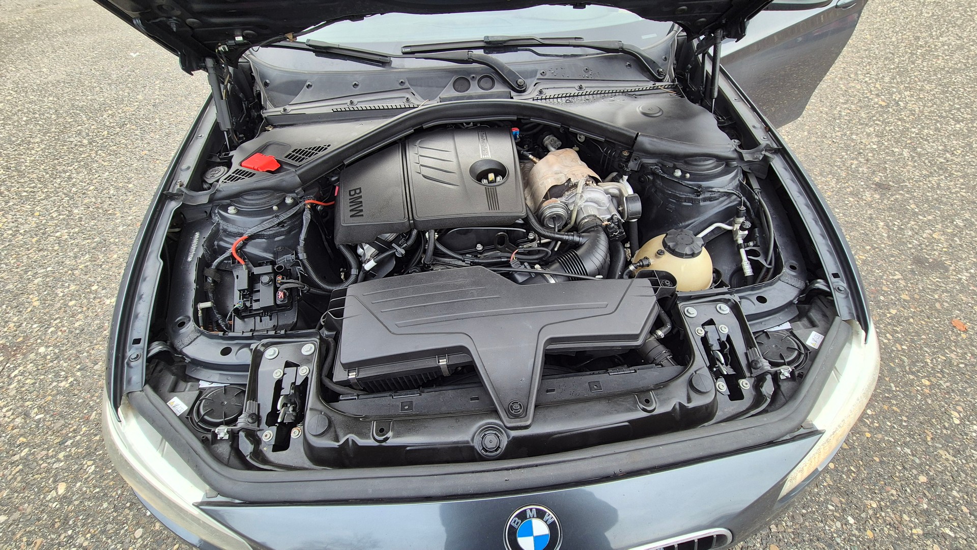 BMW 118i Sport Line Steptronic-image-11