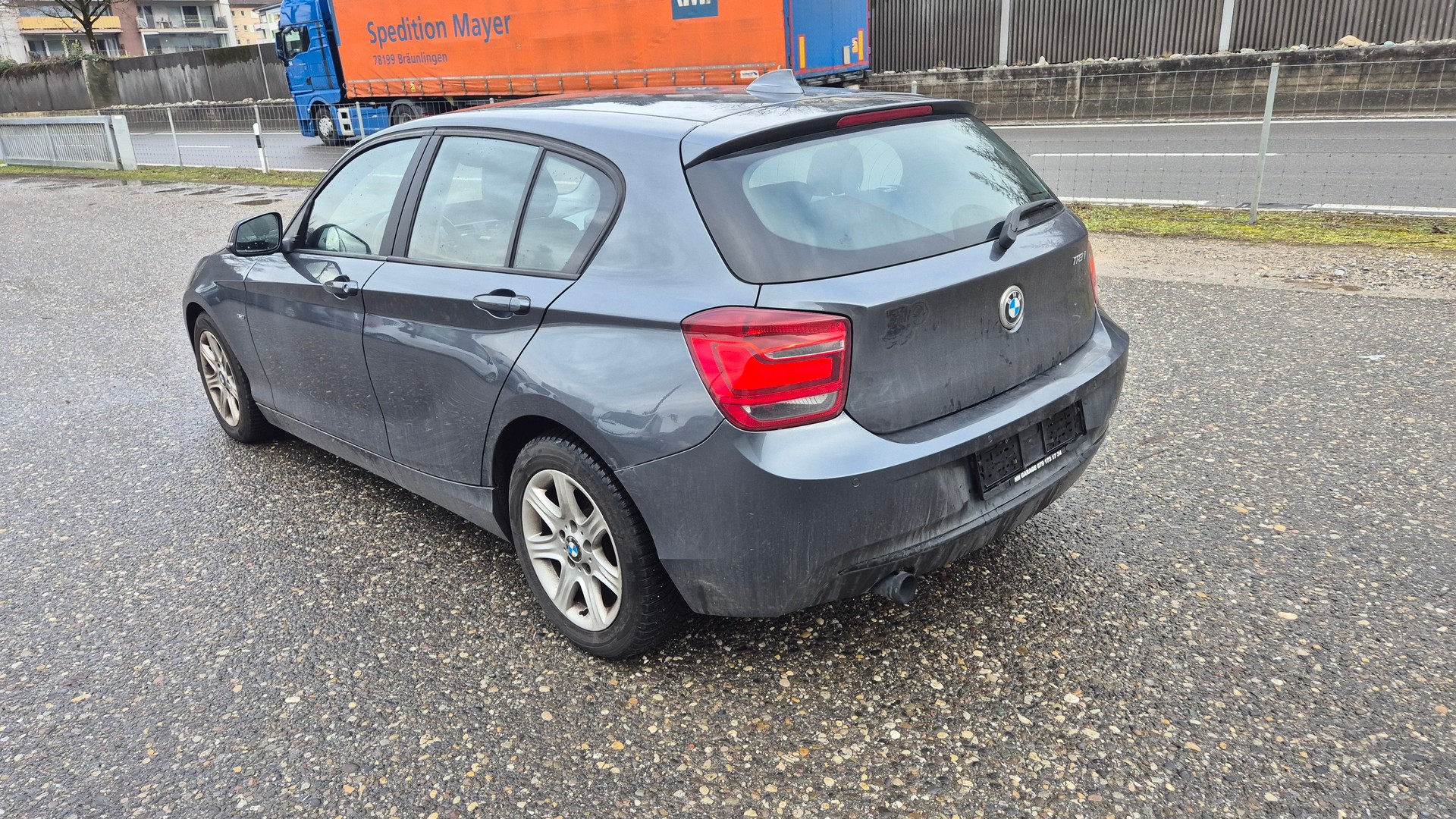 BMW 118i Sport Line Steptronic-image-5