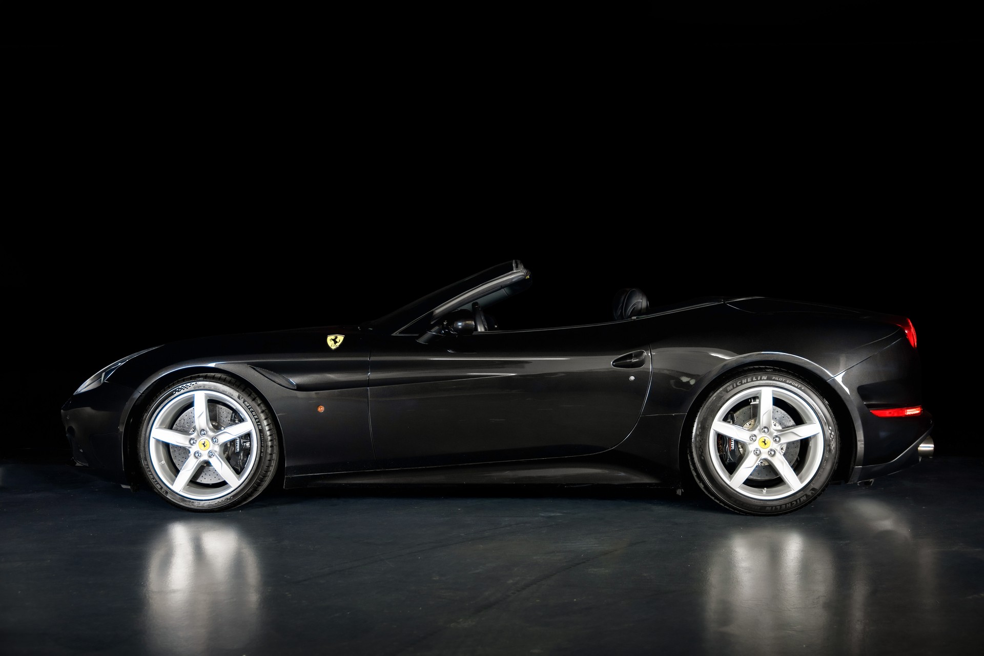 FERRARI California 3.9 V8 T-image-3