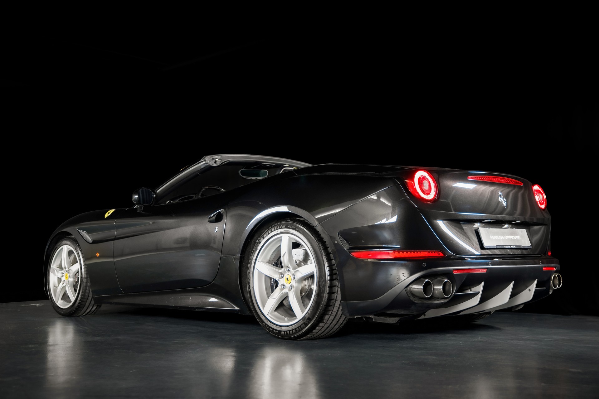 FERRARI California 3.9 V8 T-image-4