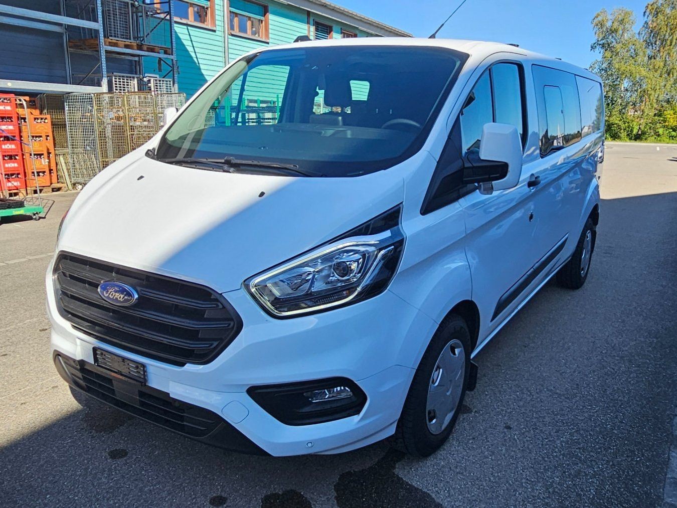 FORD TRANSIT CUSTOM-showroom-element-2