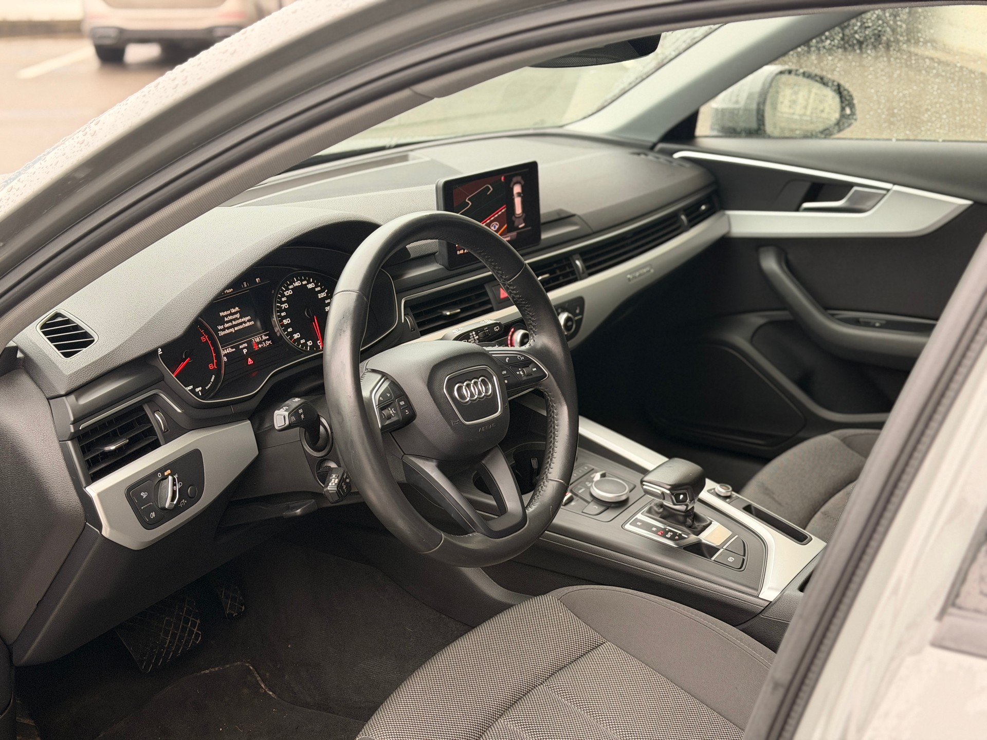 AUDI A4 Avant 2.0 TDI Sport quattro S-tronic-image-12