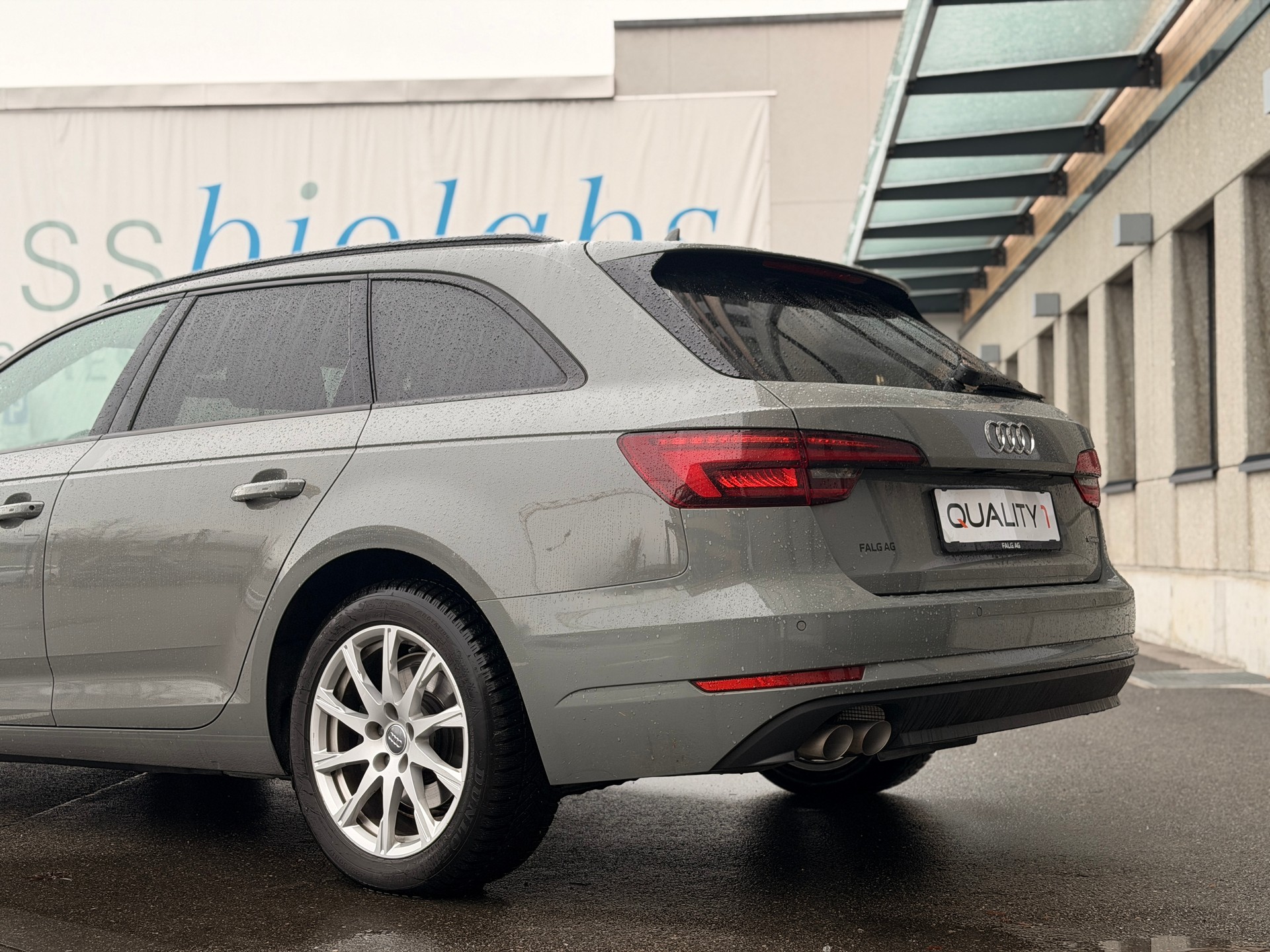 AUDI A4 Avant 2.0 TDI Sport quattro S-tronic-image-13