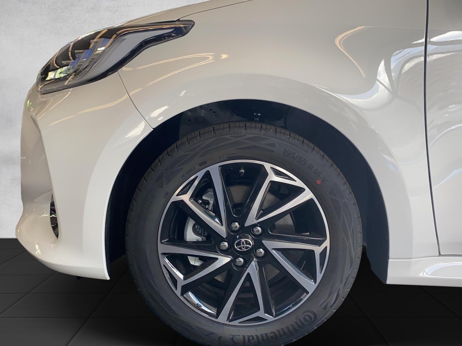 TOYOTA Yaris 1.5 VVT-i HSD Trend-image-3