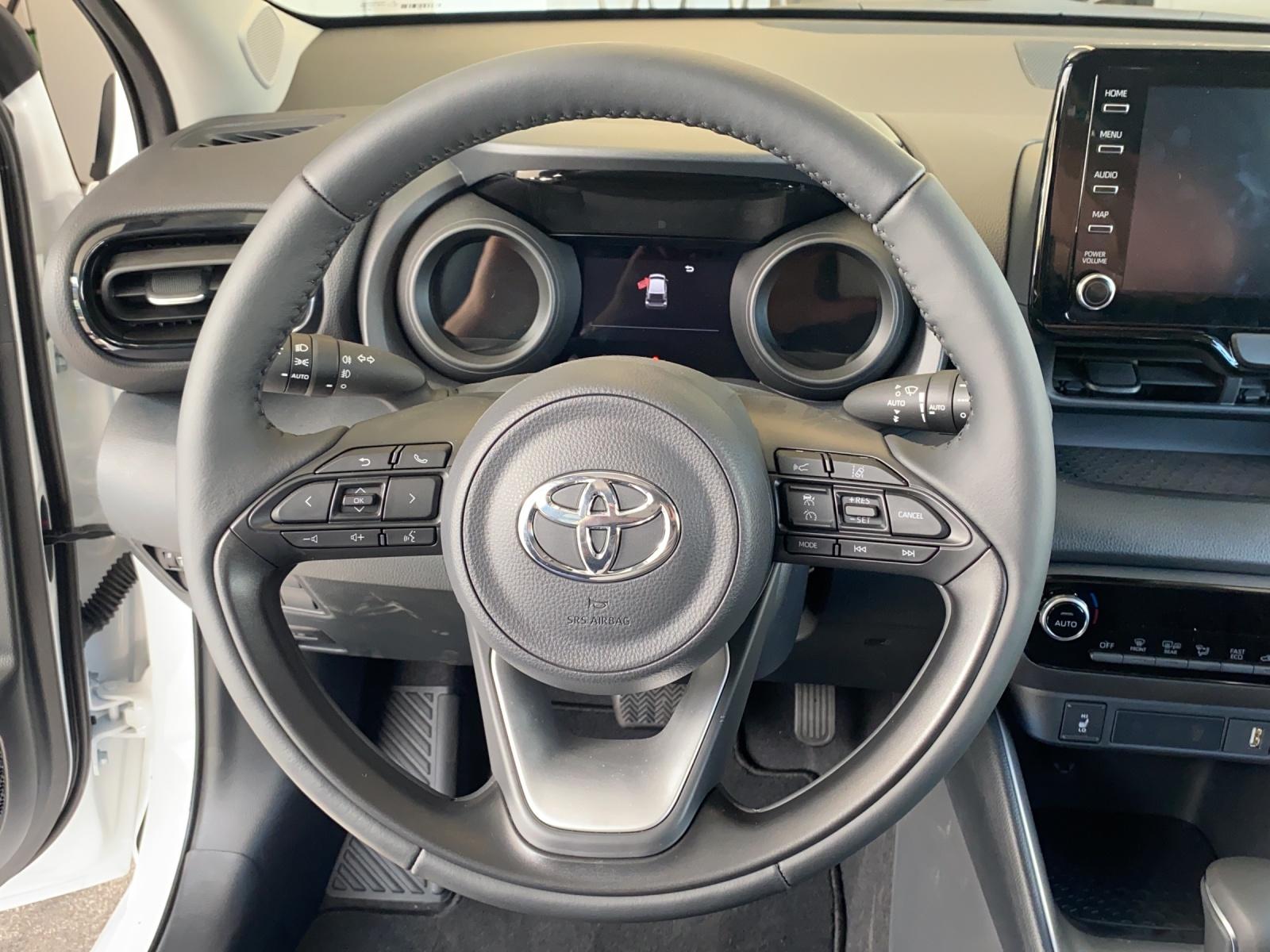 TOYOTA Yaris 1.5 VVT-i HSD Trend-image-5
