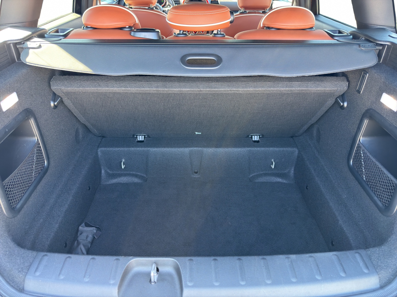 MINI Clubman Cooper John Cooper Works ALL4 Steptronic-image-17