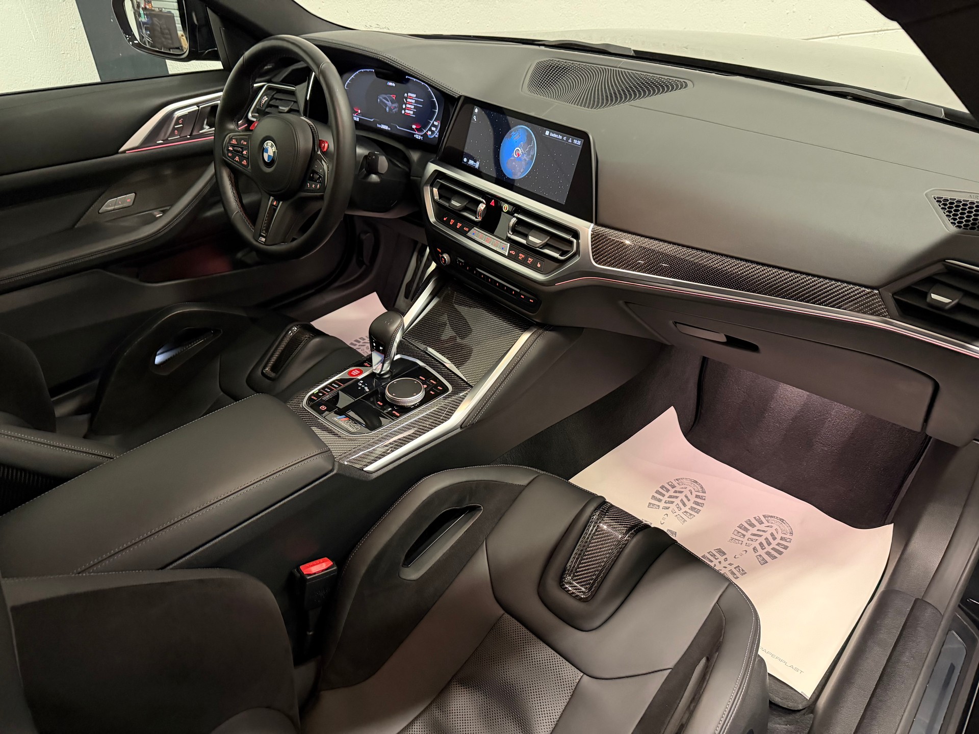 BMW M4 Coupé Competition M xDrive-image-19