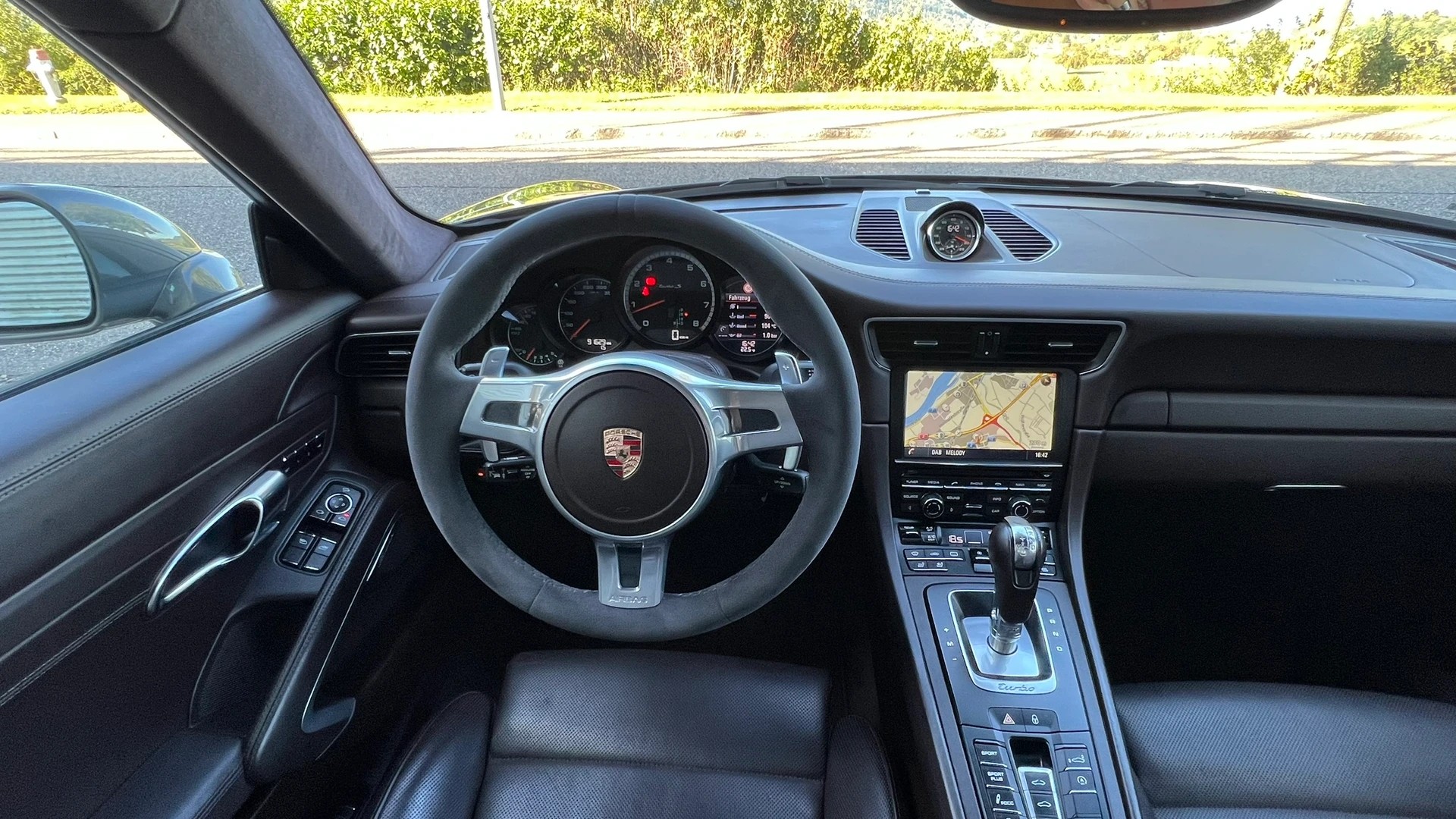 PORSCHE 911 TURBO S PDK BLACK MOSHAMMER l 560 PS-image-22