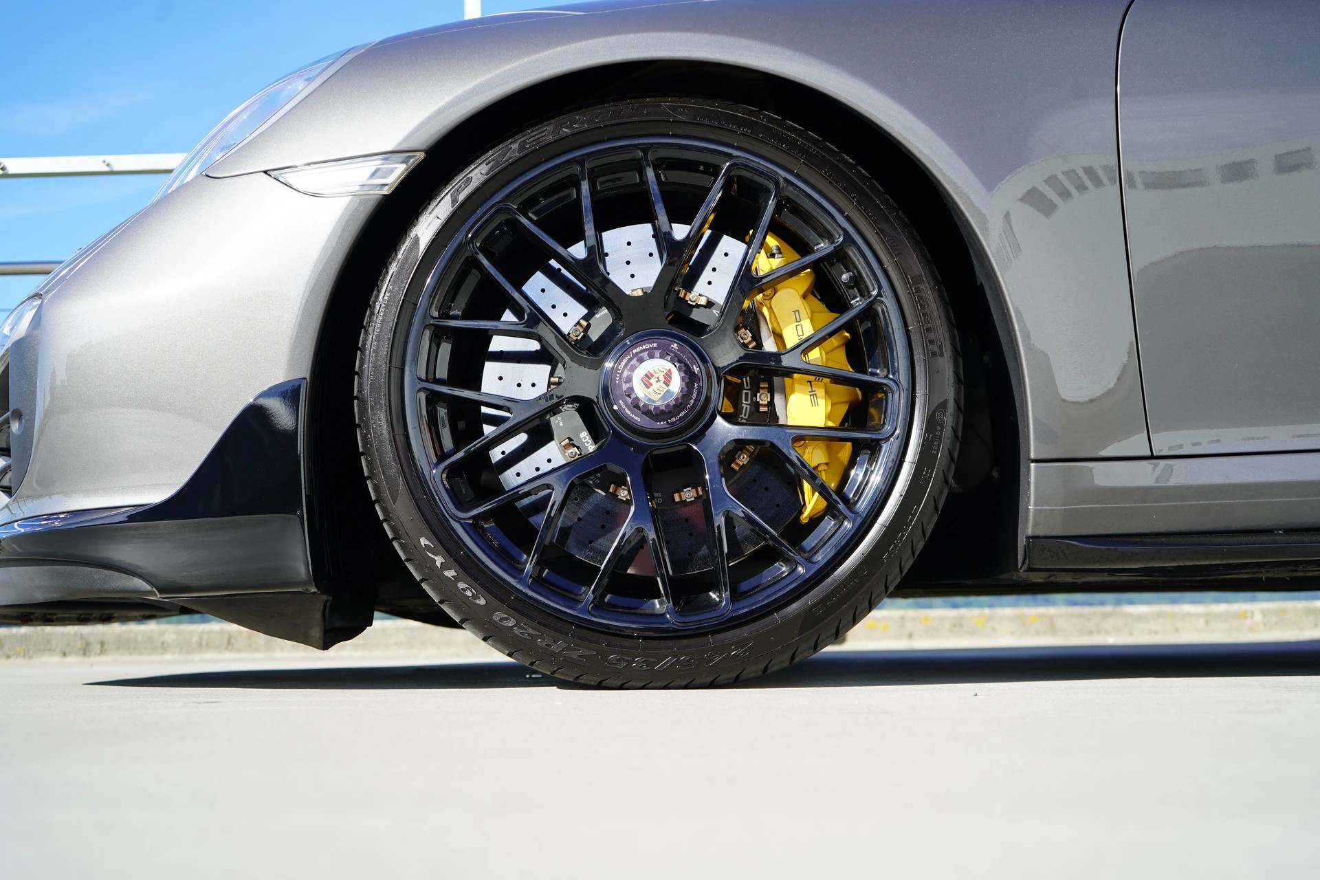 PORSCHE 911 TURBO S PDK BLACK MOSHAMMER l 560 PS-image-19