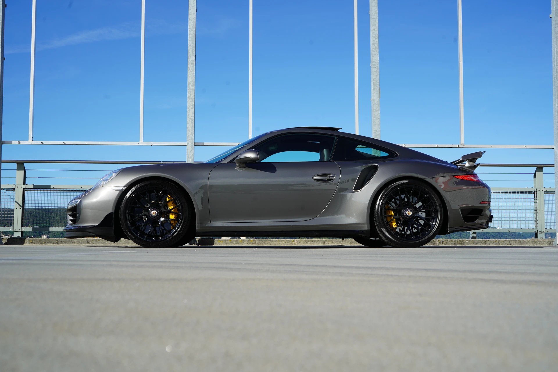 PORSCHE 911 TURBO S PDK BLACK MOSHAMMER l 560 PS-image-1
