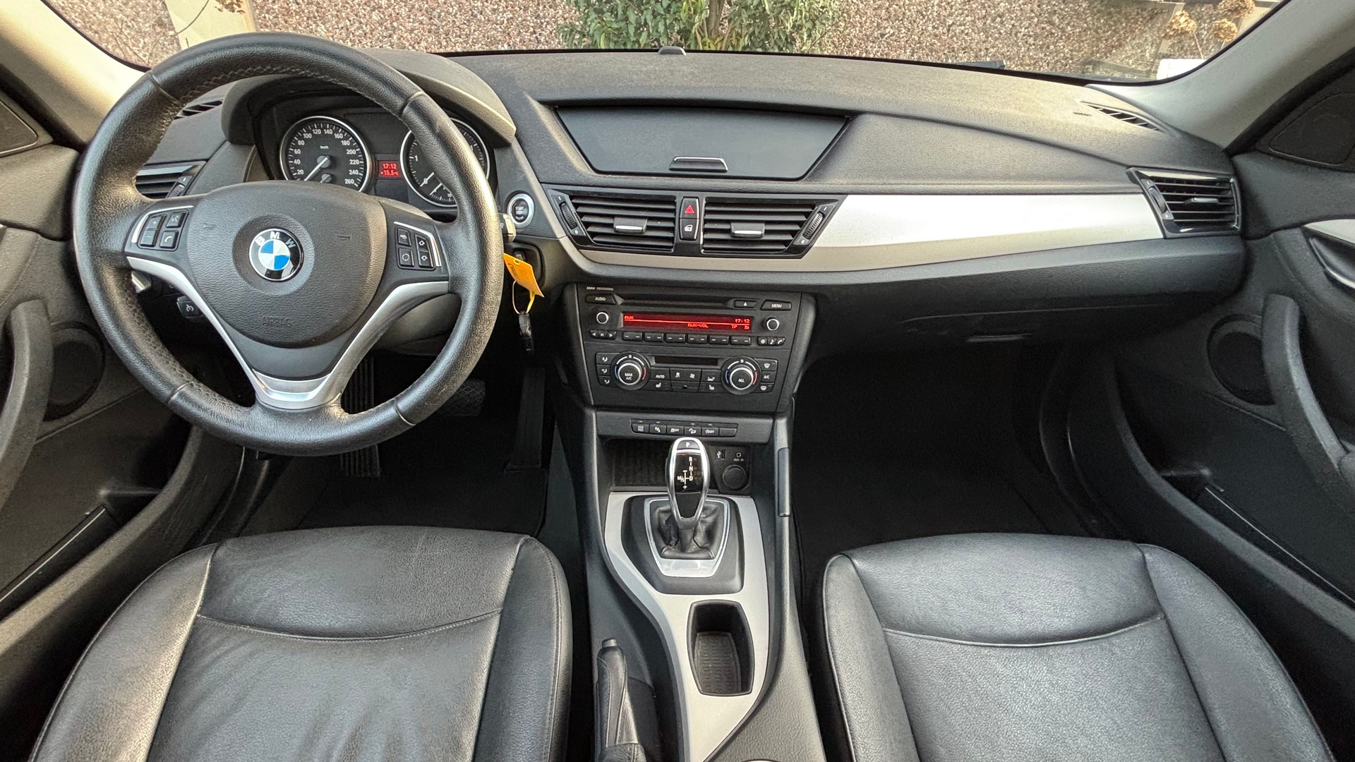 BMW X1 xDrive 18d Sport Line Steptronic-image-12