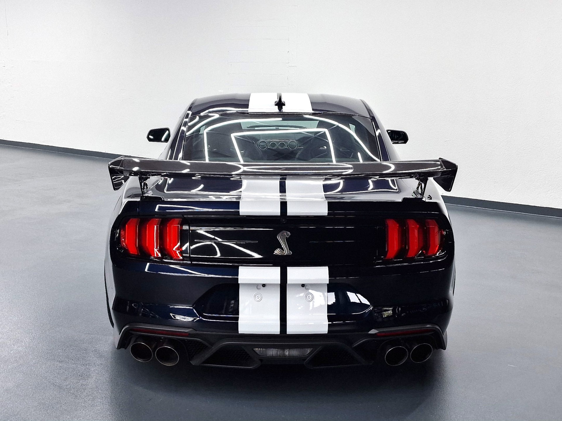 FORD MUSTANG SHELBY GT500 Carbon Fiber Track Pack-image-7