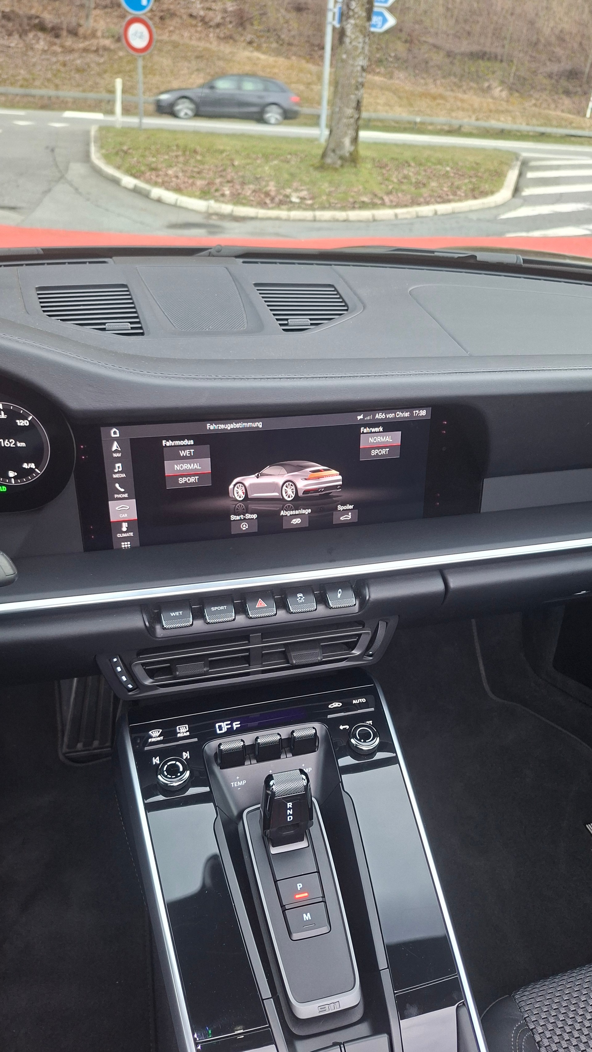 PORSCHE 911 Carrera S Cabriolet PDK (Porsche Approved)-image-9
