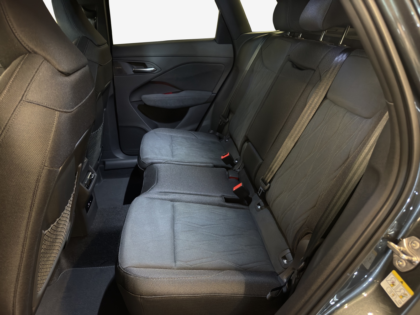 AUDI Q3 SUV 110 kW TFSI S tronic-image-10