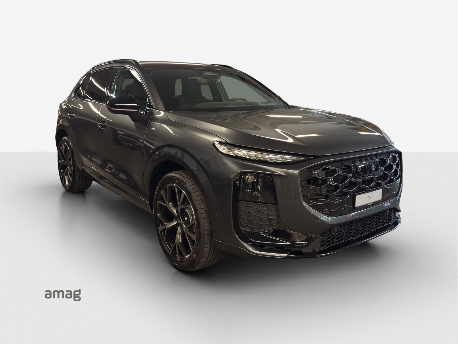 AUDI Q3 SUV 110 kW TFSI S tronic-image-5