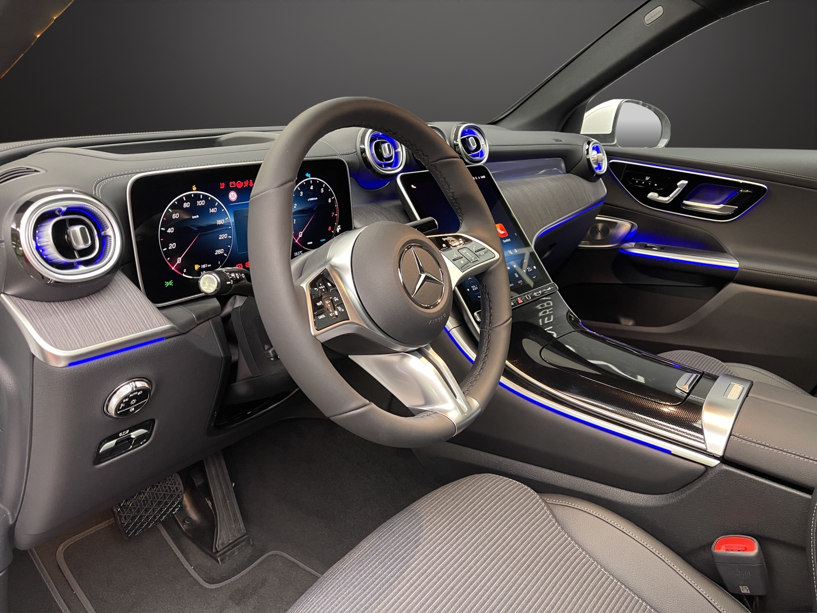 MERCEDES-BENZ GLC 200 4Matic 9G-Tronic-image-6