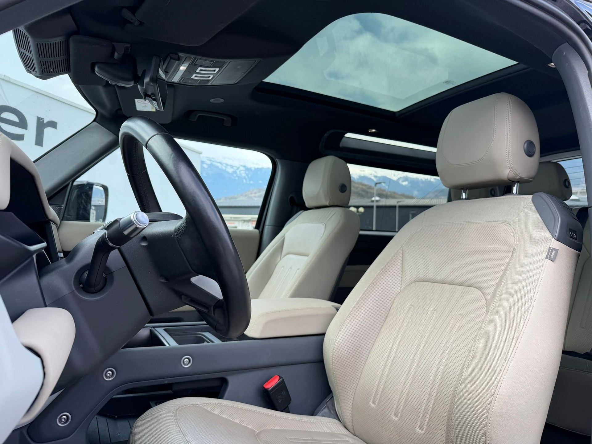 LAND ROVER Defender 90 3.0D I6 250 X-Dynamic HSE AT8-image-6