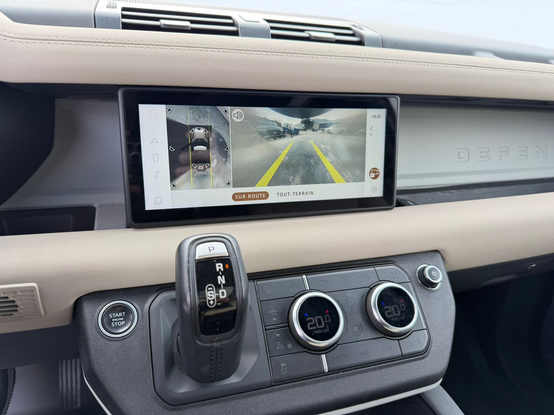 LAND ROVER Defender 90 3.0D I6 250 X-Dynamic HSE AT8-image-9