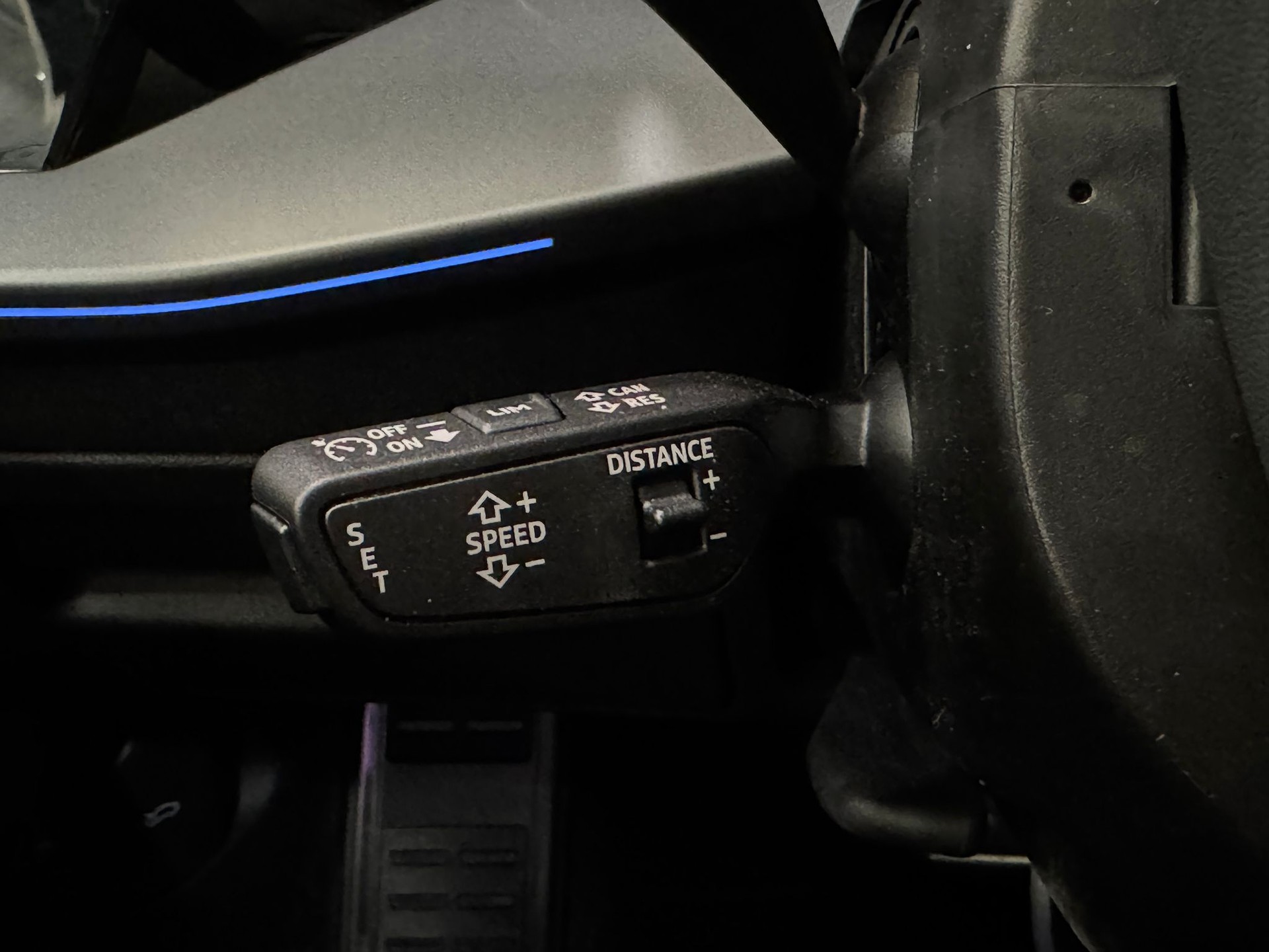 AUDI RS3 Sportback 2.5 TSI competition limited quattro S-tronic *Verde Kyalami*-image-11
