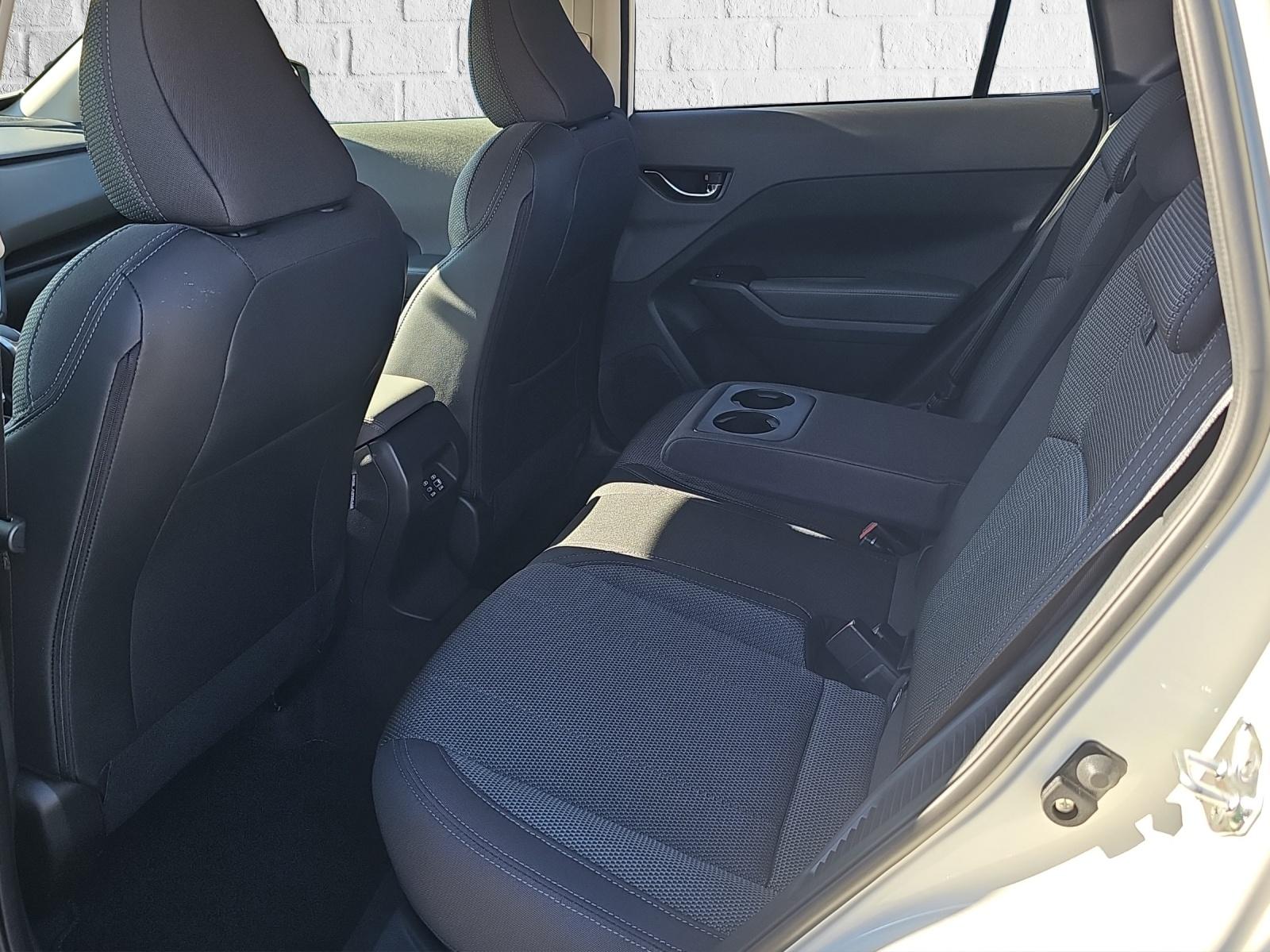 SUBARU Crosstrek 2.0i e-Boxer Swiss Plus-image-8