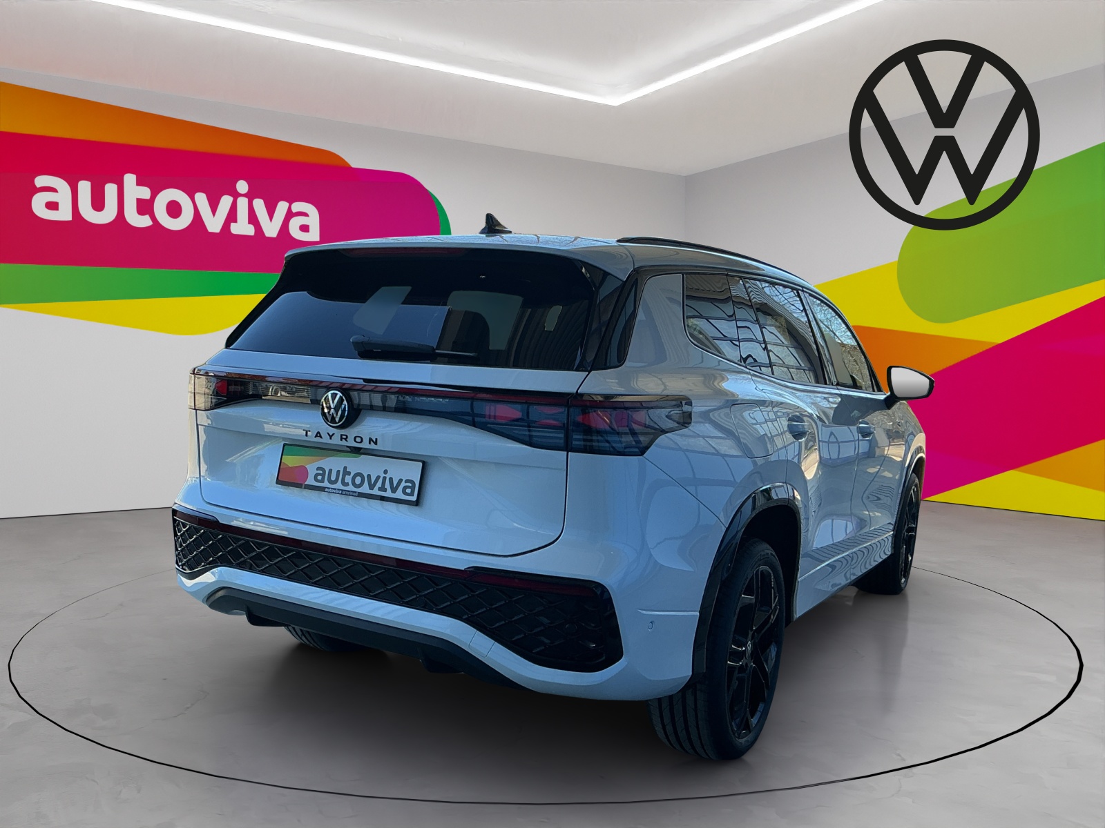 VW Tayron 1.5 TSI evo2 eHybrid R-Line DSG-image-2