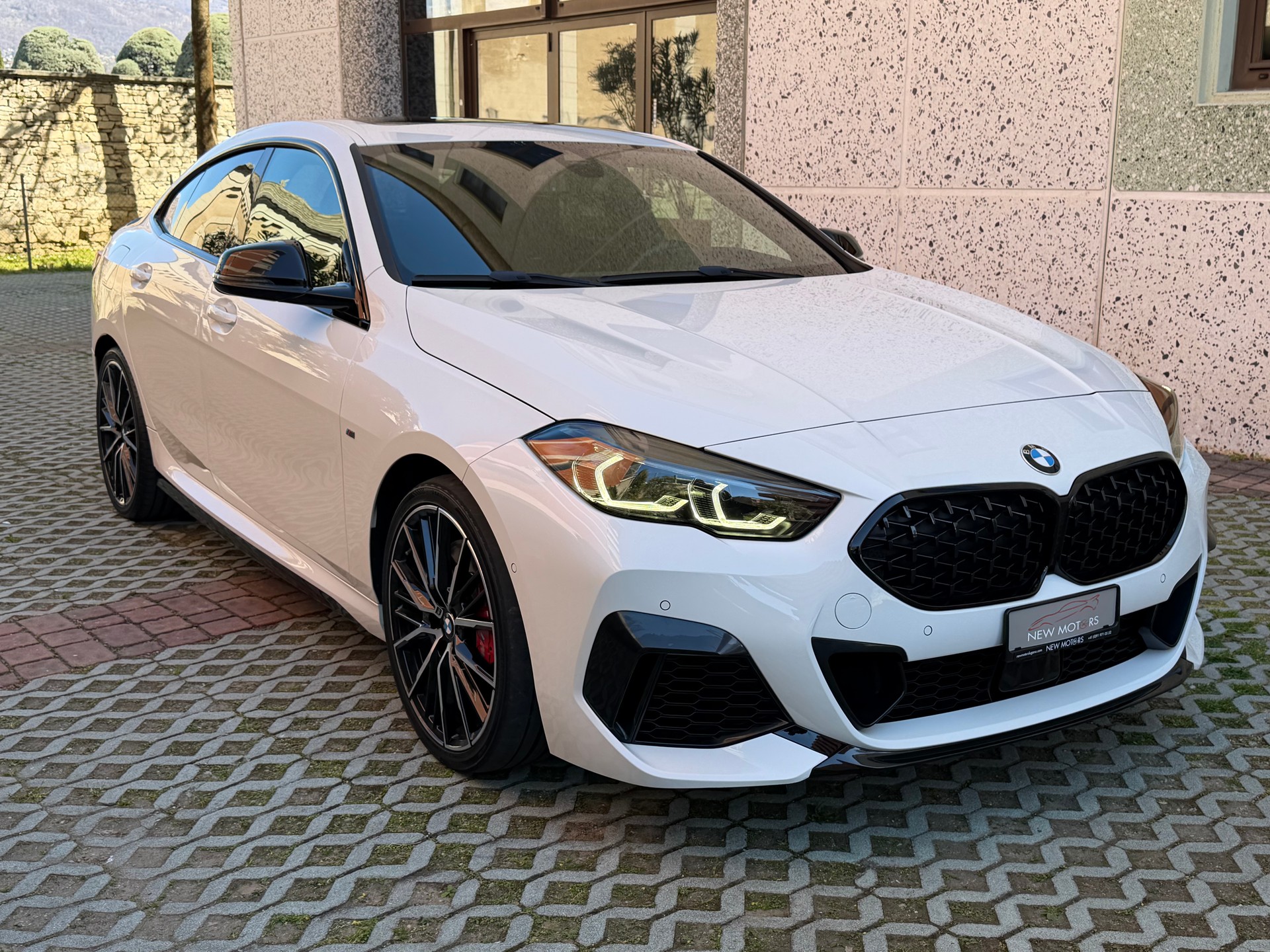 BMW M235i Gran Coupé xDrive Steptronic-image-3