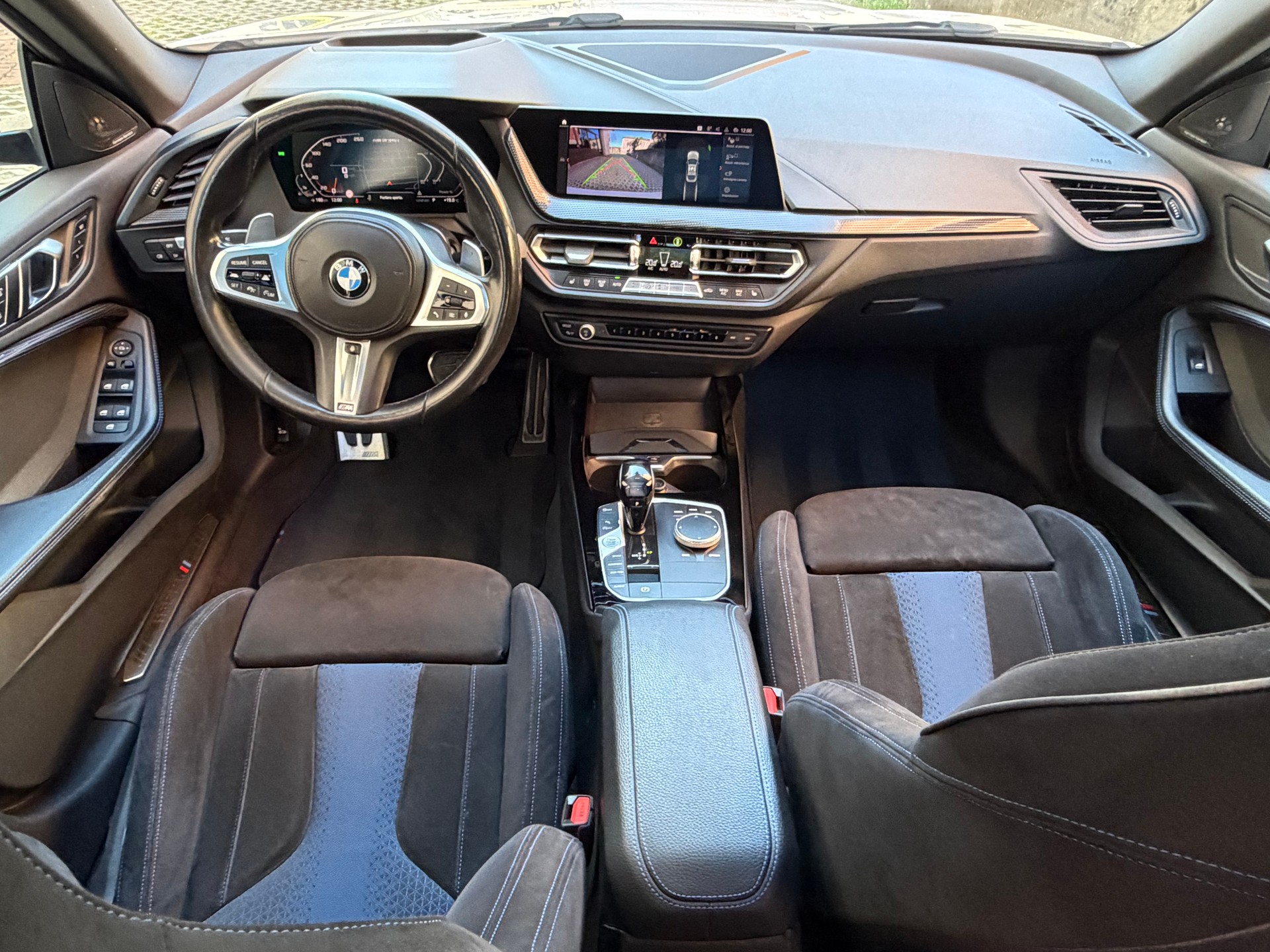 BMW M235i Gran Coupé xDrive Steptronic-image-11