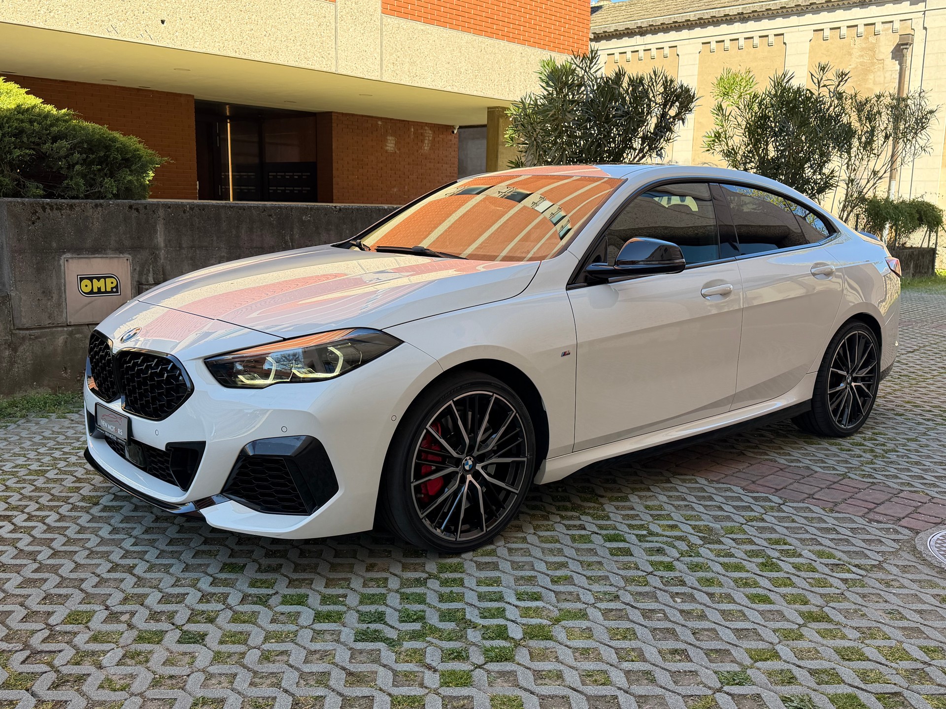 BMW M235i Gran Coupé xDrive Steptronic-image-2