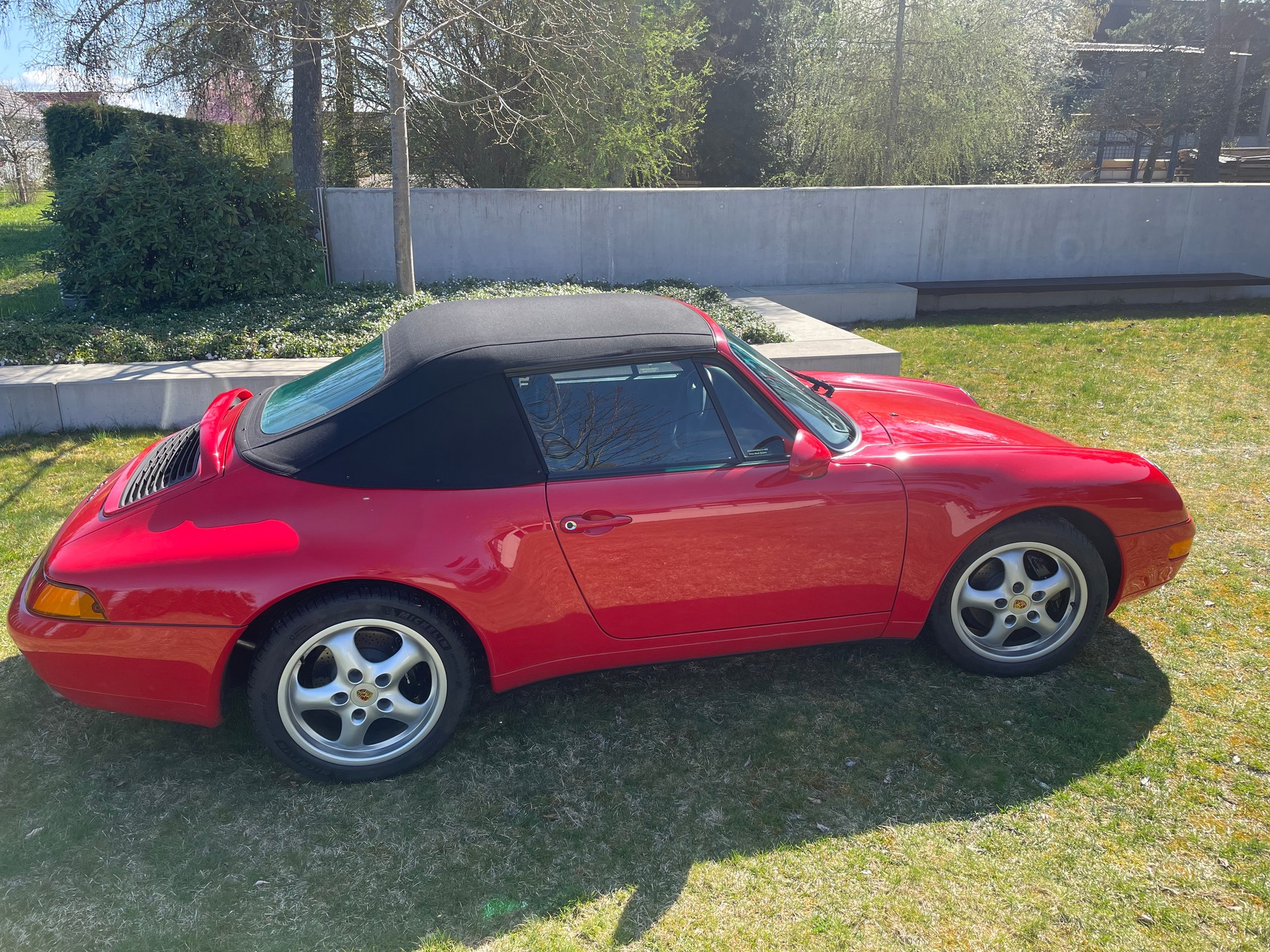PORSCHE 993 Carrera-image-17
