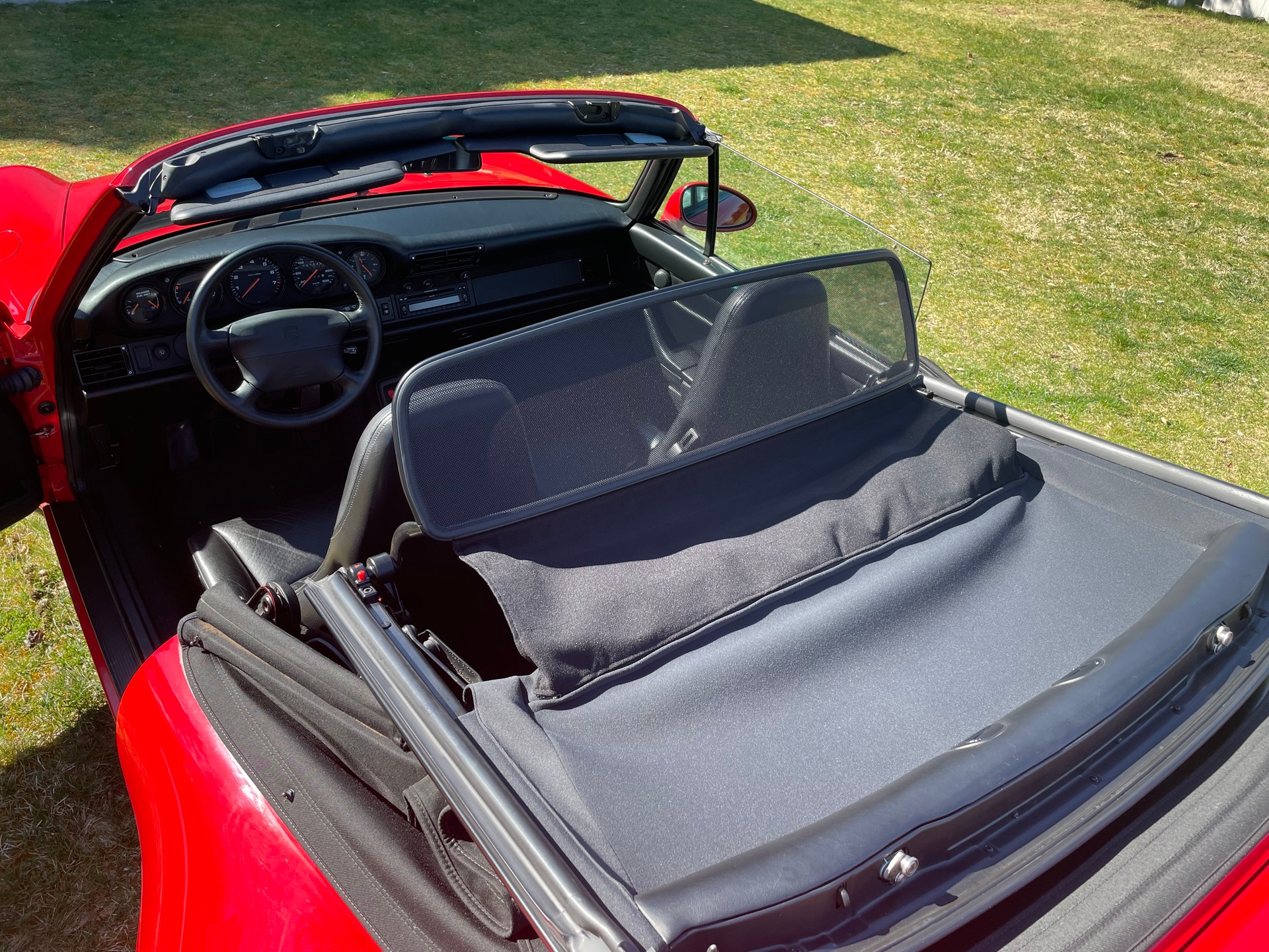 PORSCHE 993 Carrera-image-6