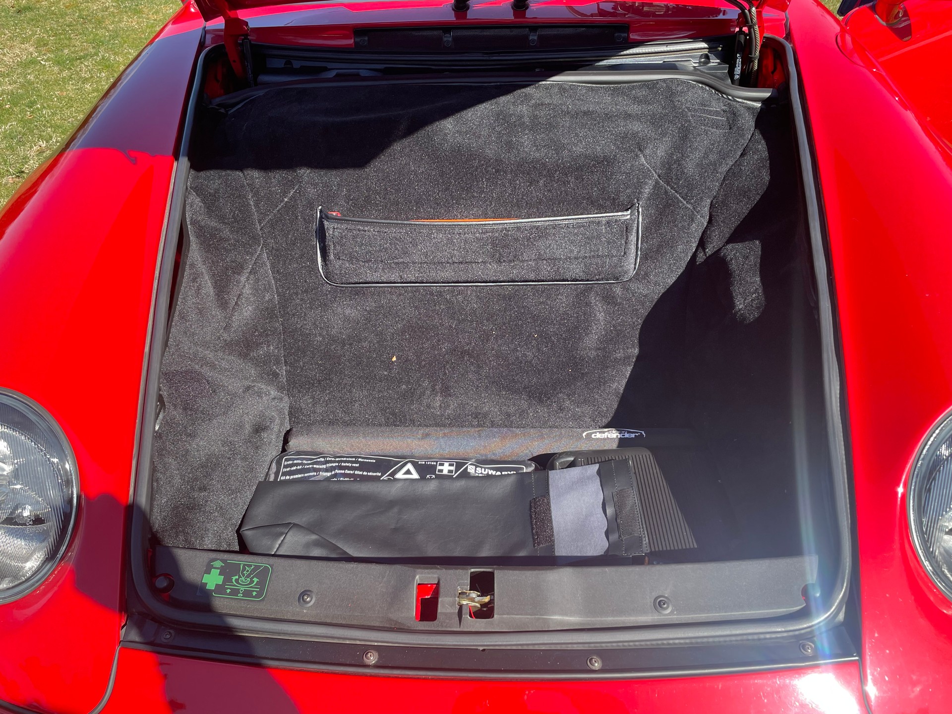 PORSCHE 993 Carrera-image-11