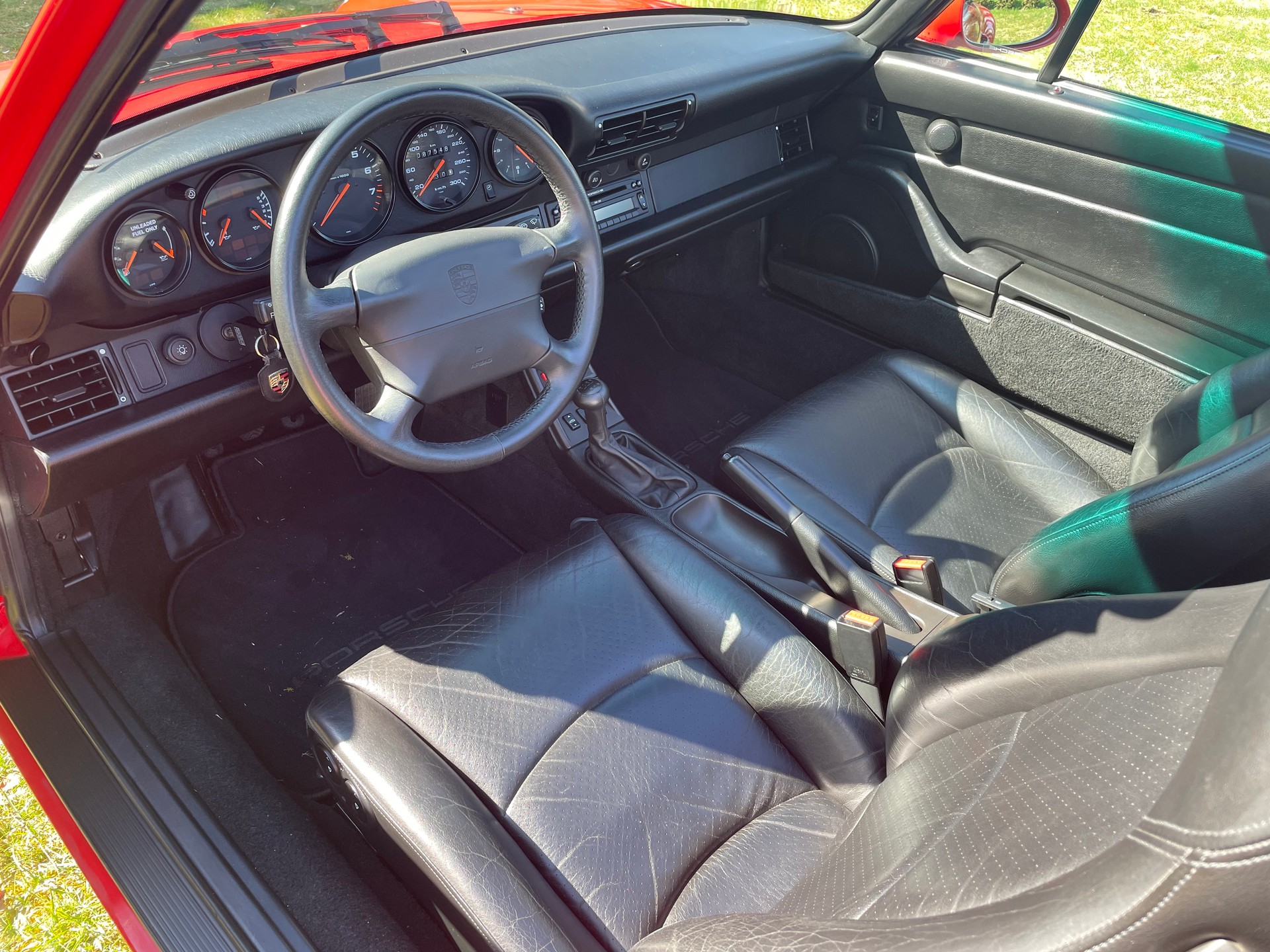 PORSCHE 993 Carrera-image-7