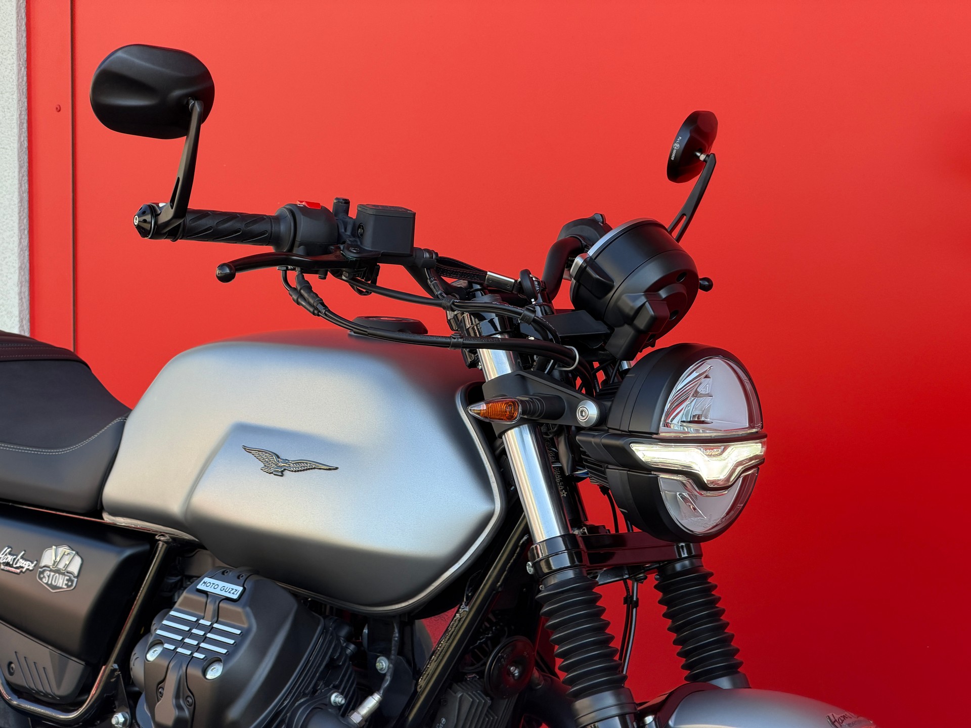 MOTO GUZZI V7 IV 850 Stone '' Edizione MISTRAL ''-image-13