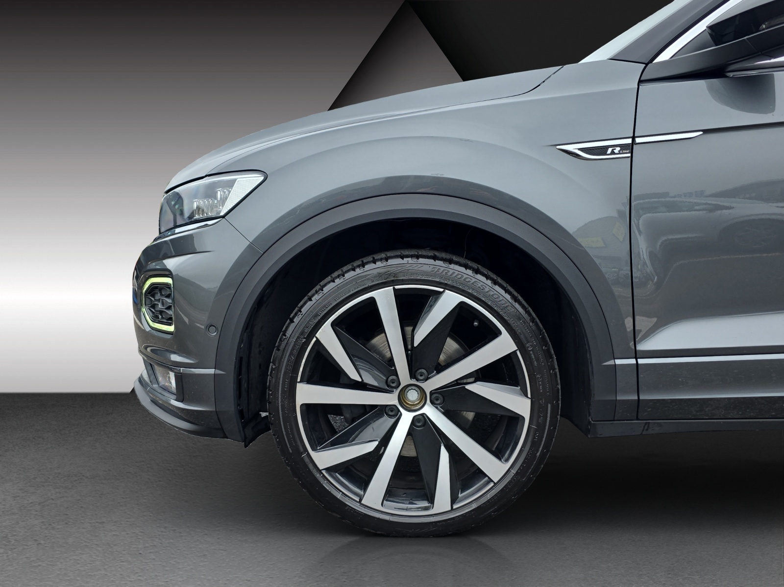 VW T-Roc 2.0 TSI Sport R-Line DSG 4Motion-image-18