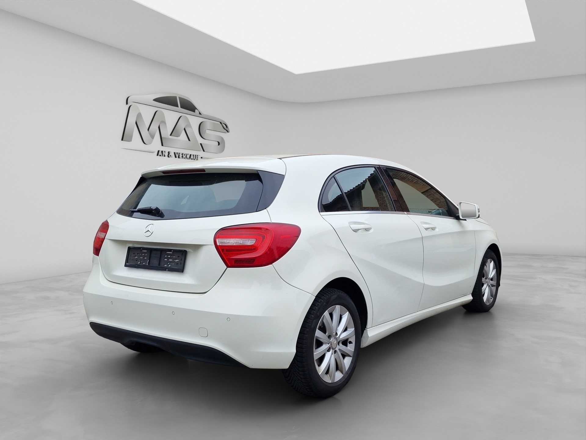 MERCEDES-BENZ A 180 (170) BlueEfficiency Classic-image-5