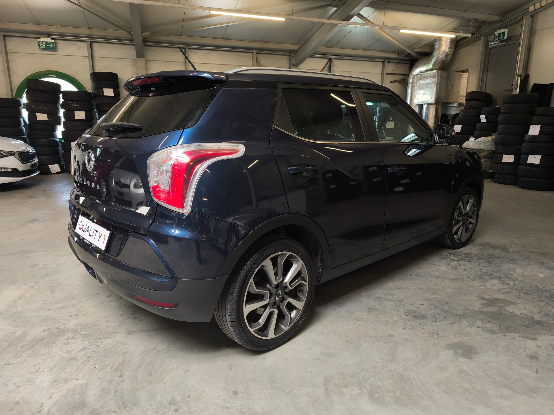 KGM-SsangYong Tivoli 1.6 e-XGi Quartz 2WD-image-2