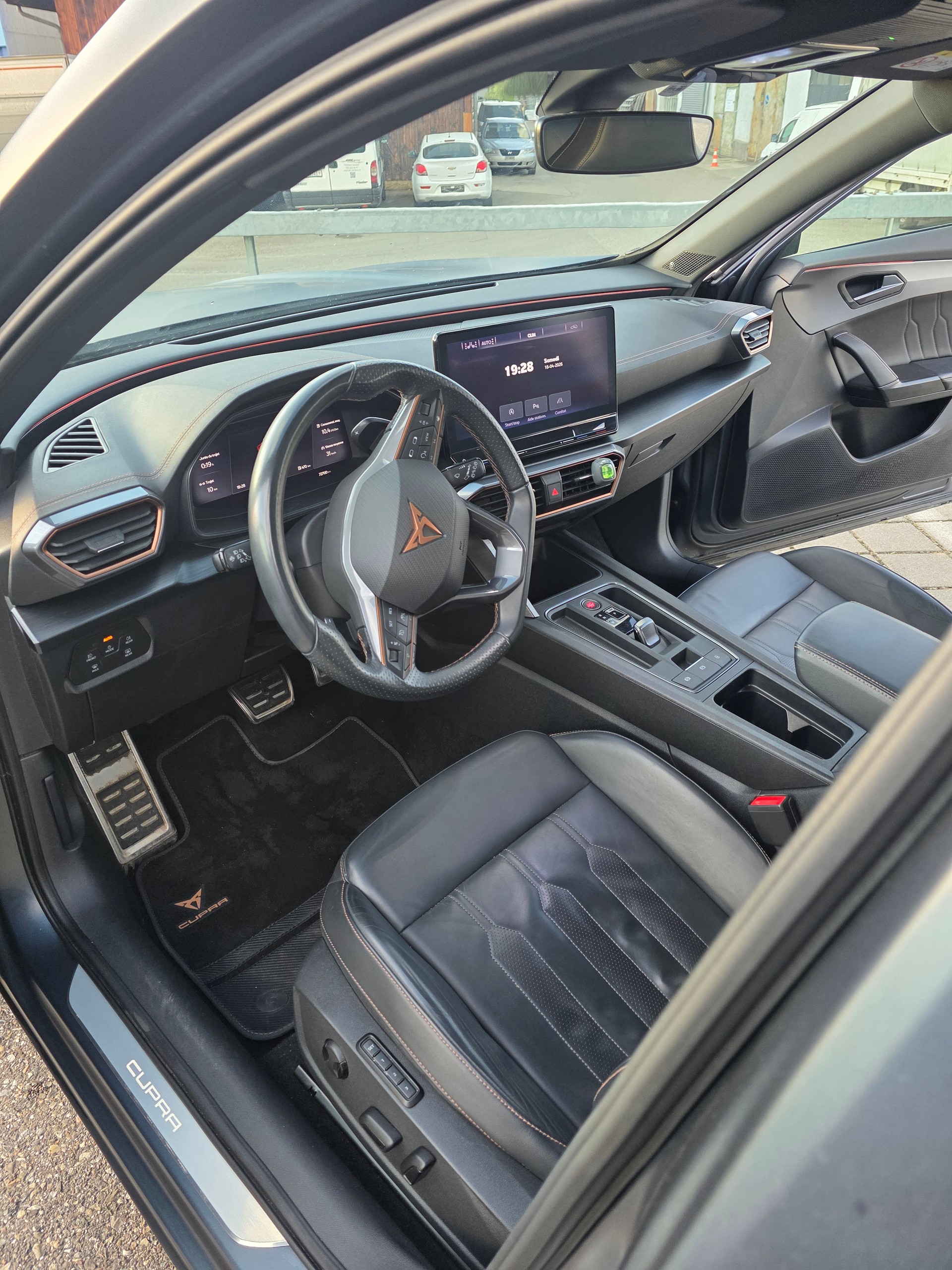 CUPRA Formentor 2.0TSI VZ DSG-image-5