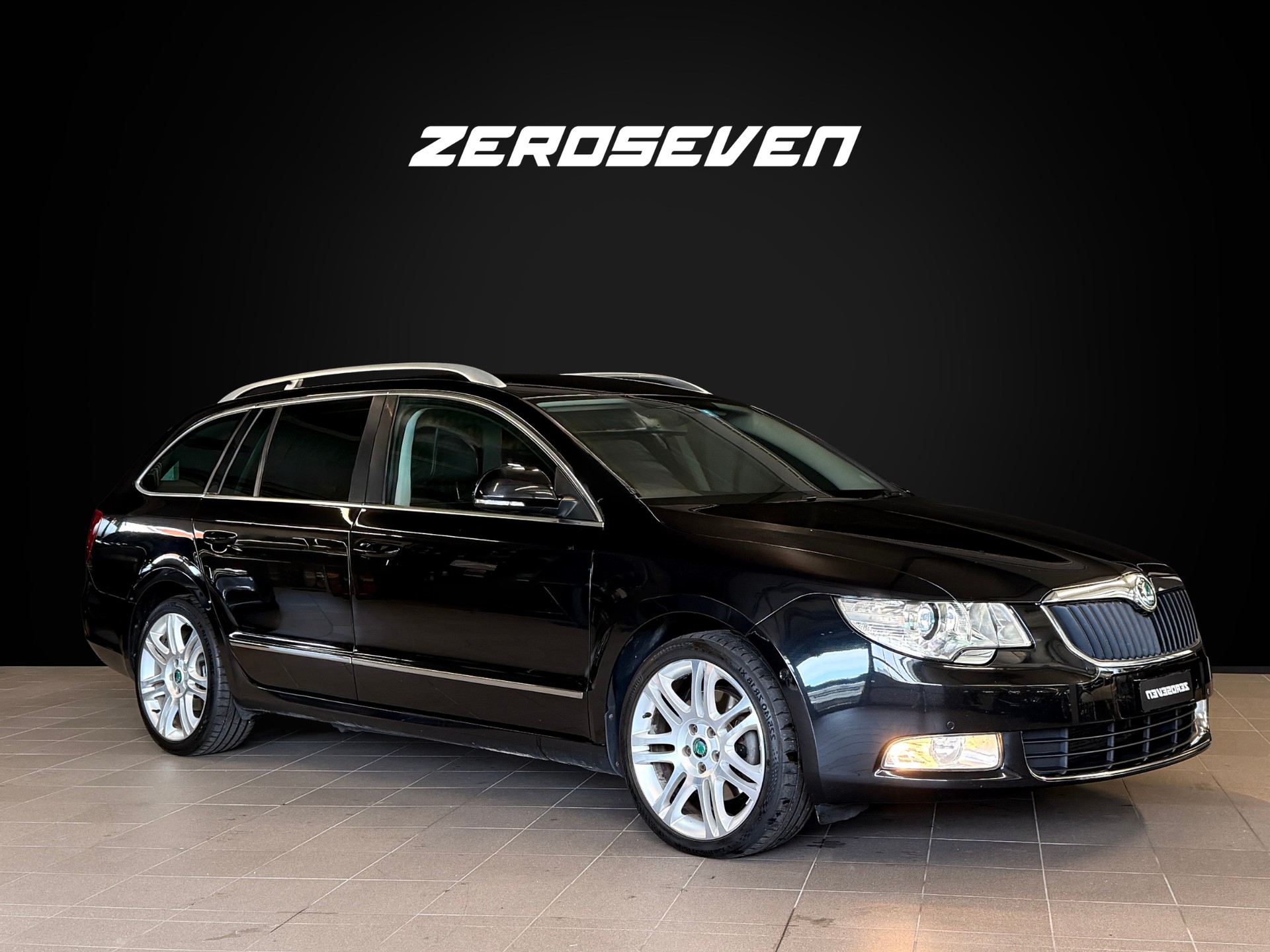 SKODA Superb Combi 2.0 TDi Elegance 4x4 DSG-image-9