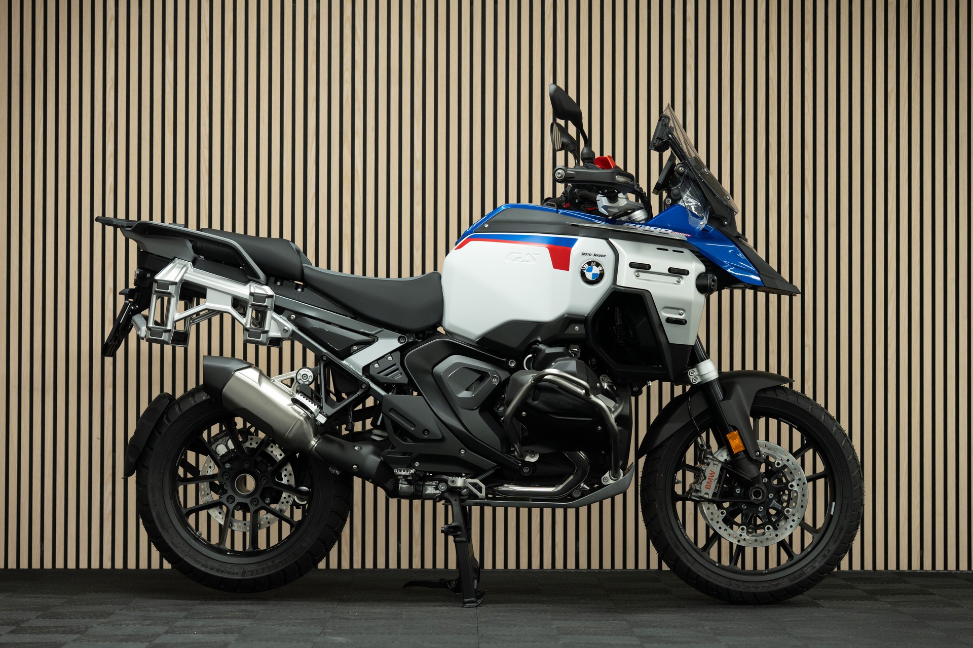 BMW R 1300 GS Adventure mit 0.9% Leasing und CHF 1'500.- Boxer Prämie 🤑🔥